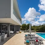 Luxor With Heated Pool * Sveti Vid-Miholjice